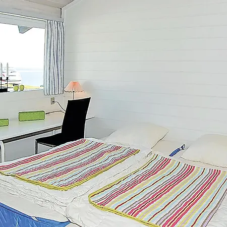 Dom wakacyjny Lovely In With House Sea View *